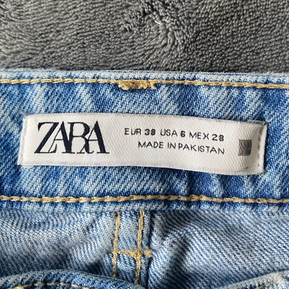 Zara light blue washed jeans - Picture 4 of 4